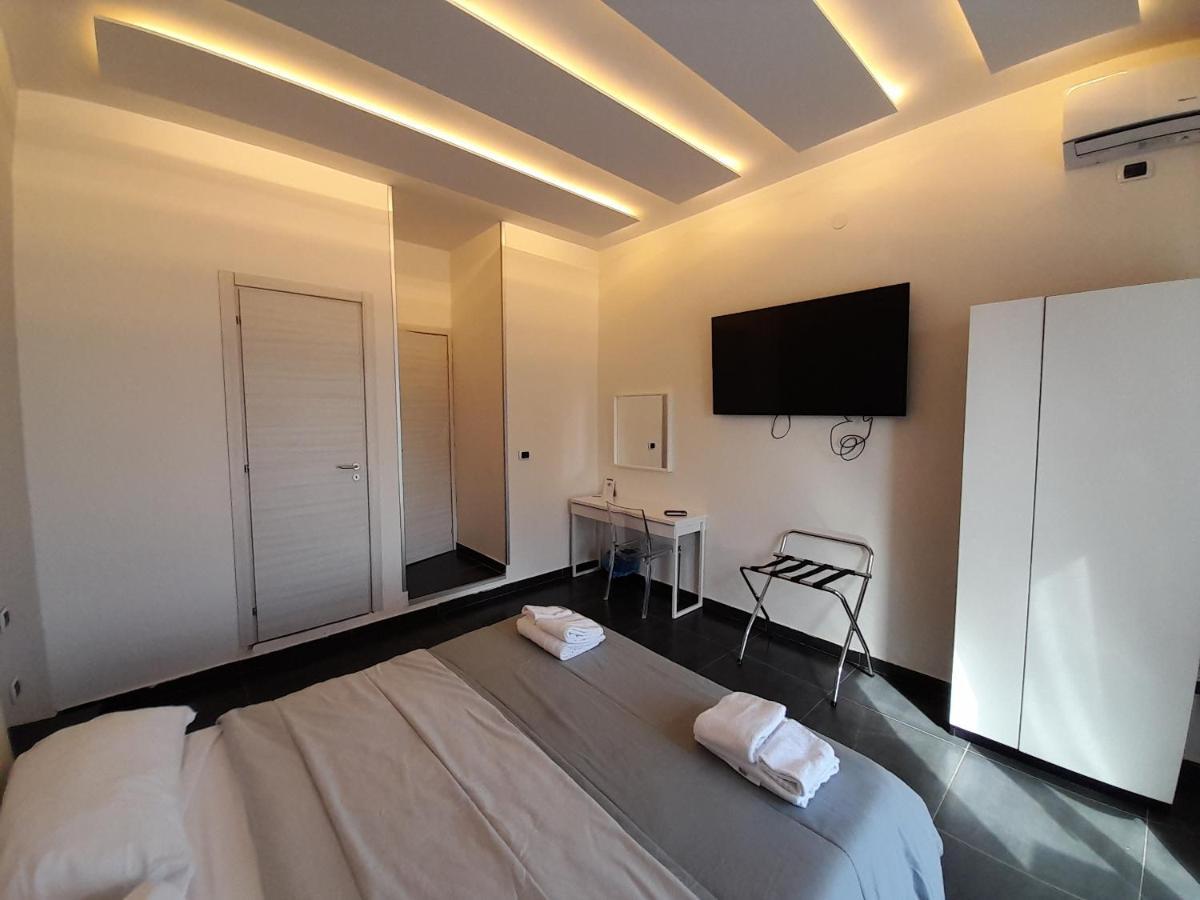 Tiffany & Babylon Luxury Stay Neapel Exterior foto