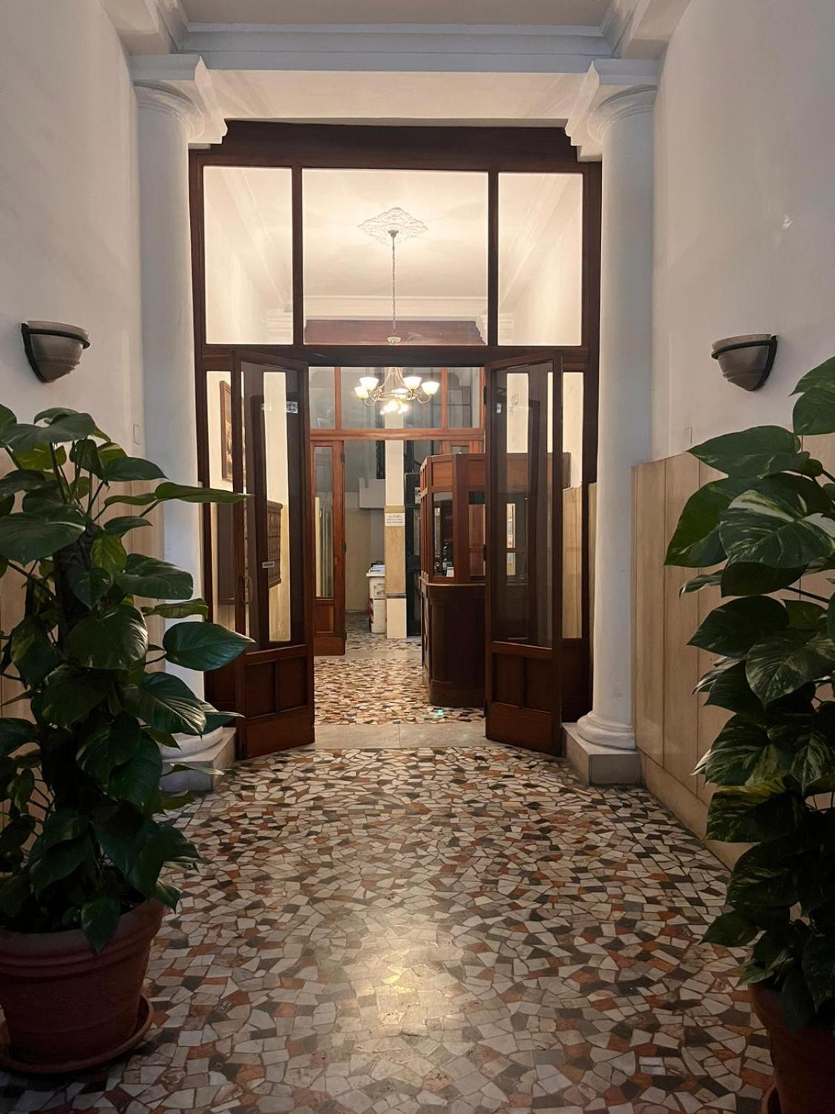 Tiffany & Babylon Luxury Stay Neapel Exterior foto