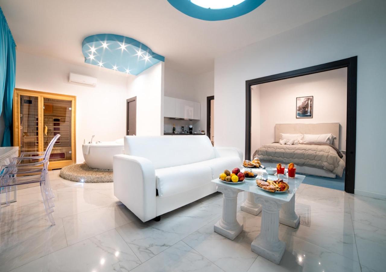 Tiffany & Babylon Luxury Stay Neapel Exterior foto